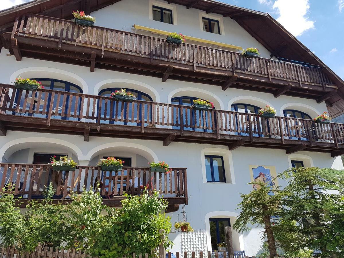 La Girandole Chambre D'Hotes Et Location D'Appartement Arvieux Luaran gambar